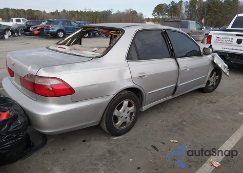 1999 Honda Accord Ex z USA, uszkodzony, nr VIN 1HGCG5655XA139443